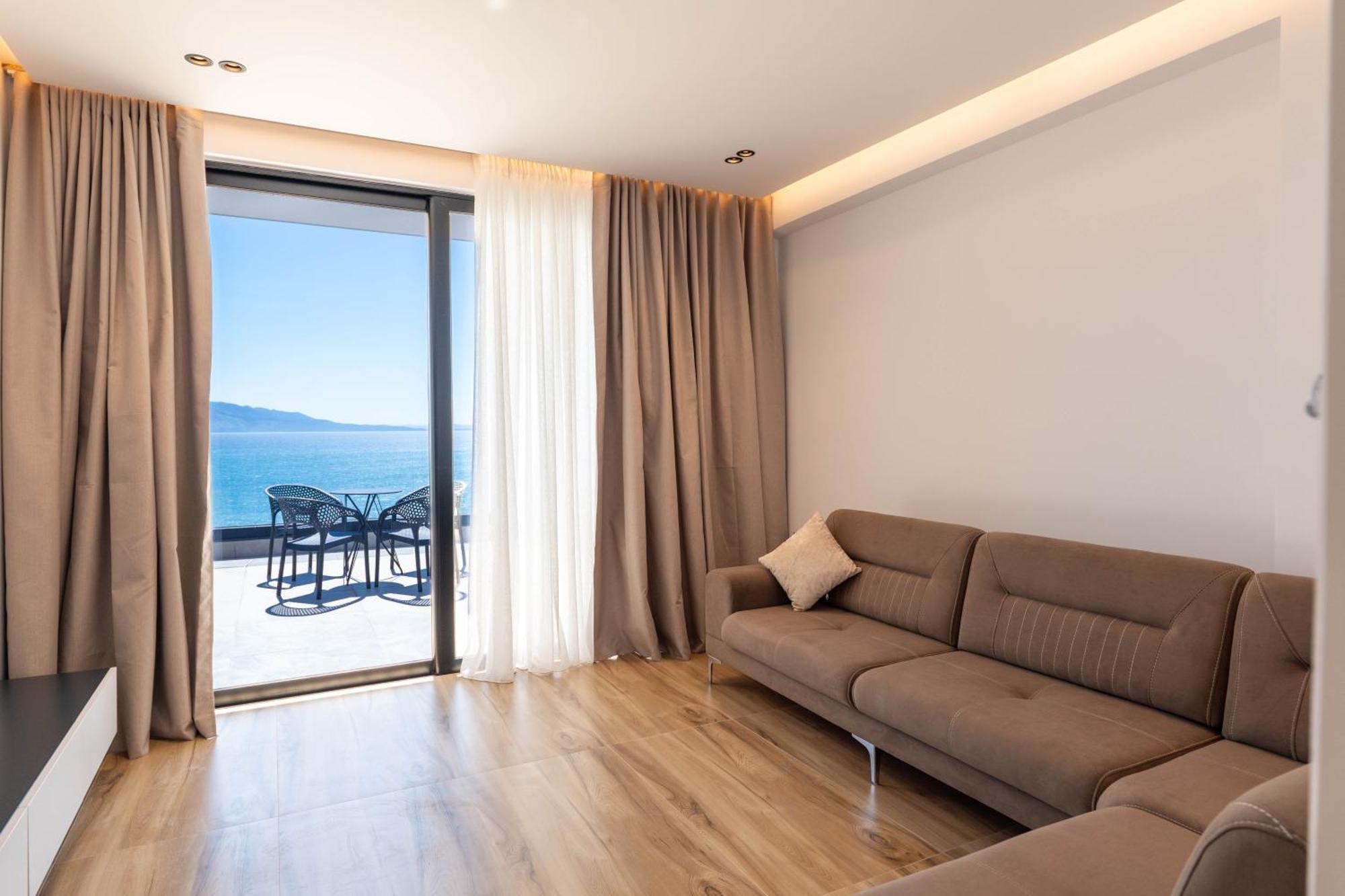 Alpaso 3* Saranda